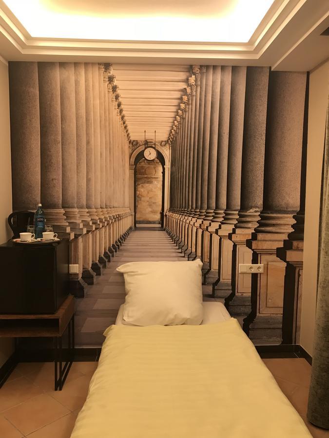 Hotel Athen Kelsterbach Frankfurt Airport ภายนอก รูปภาพ
